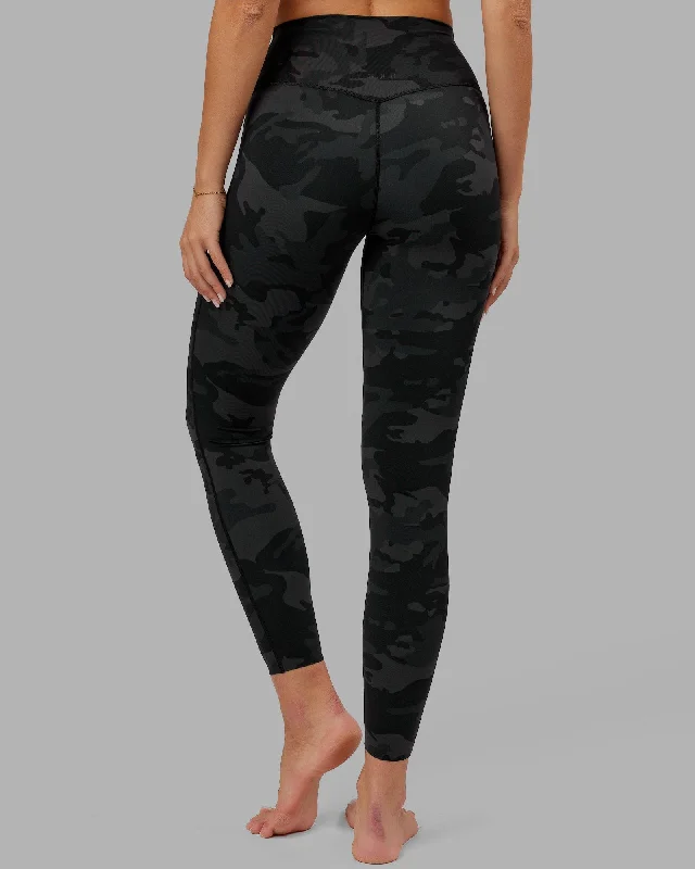 Women Wear Brands Elixir Full Length Leggings - Black Camo