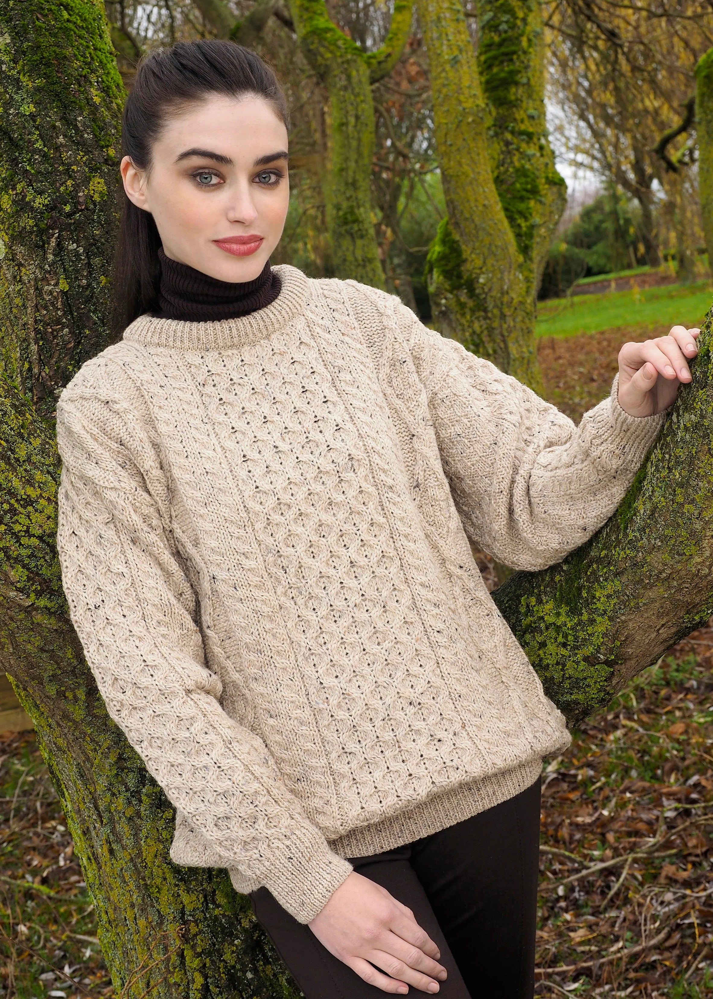 Women's Athletic Clothes Inis Mor Aran Sweater | Oatmeal