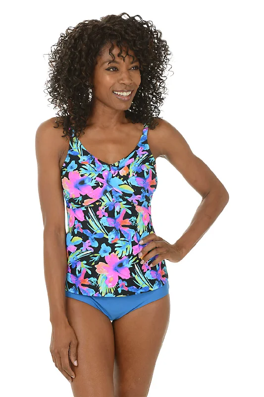 Women's Everyday Attire Water Colors Twist Front Tankini Top