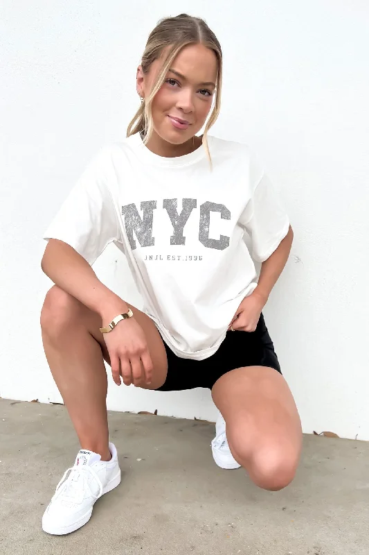 Women's Seasonal Fashion Trends NYC Tee Vintage White