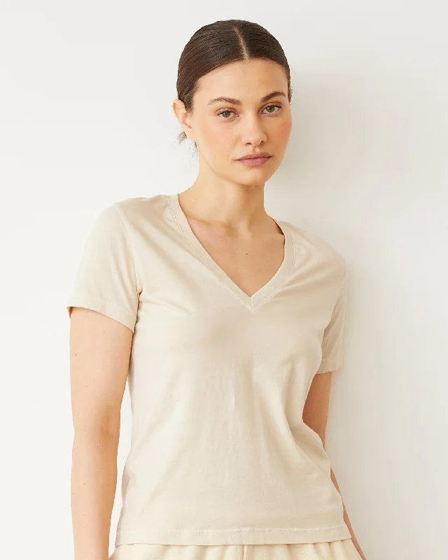 Fashion-forward Women's Clothing Basic V Neck